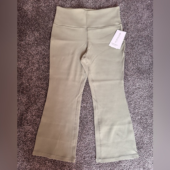 Athleta rib crop elation flare - Picture 2 of 11